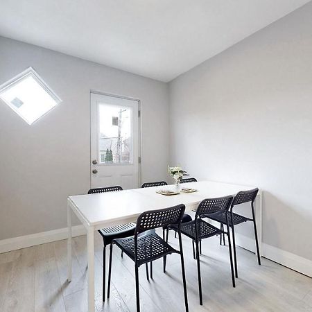 Three Bedroom In Hamilton Bagian luar foto