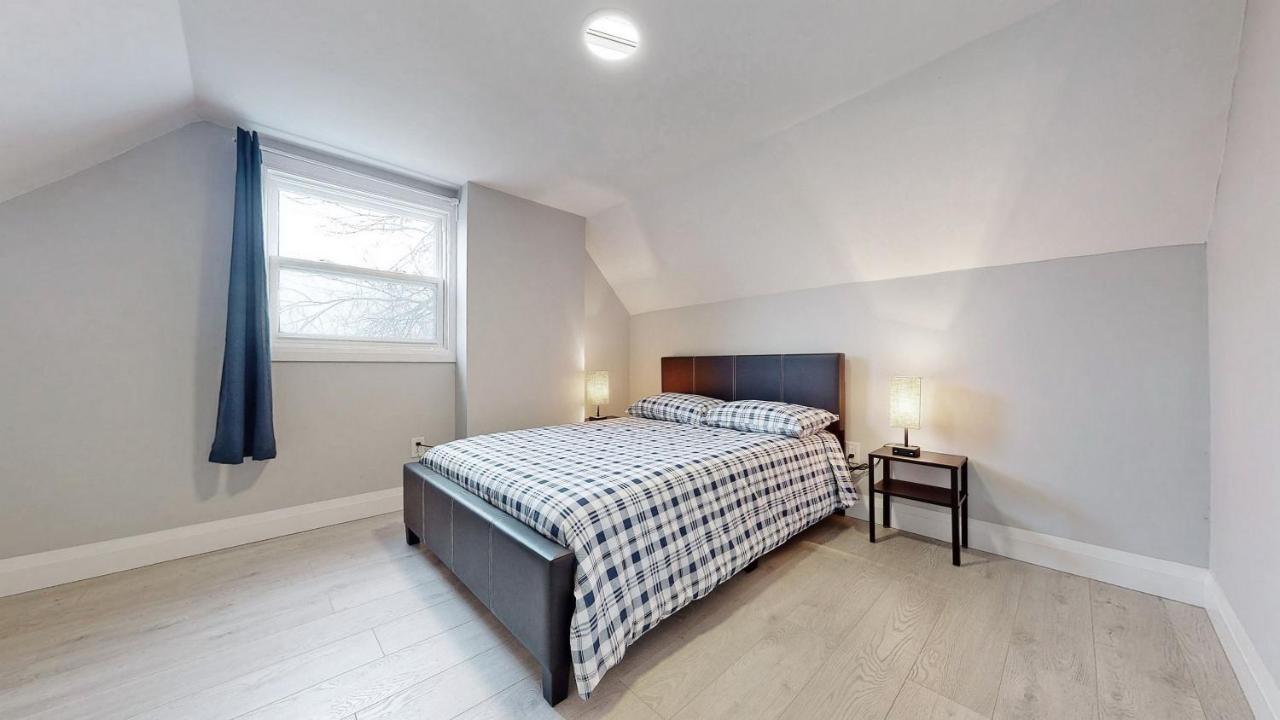 Three Bedroom In Hamilton Bagian luar foto